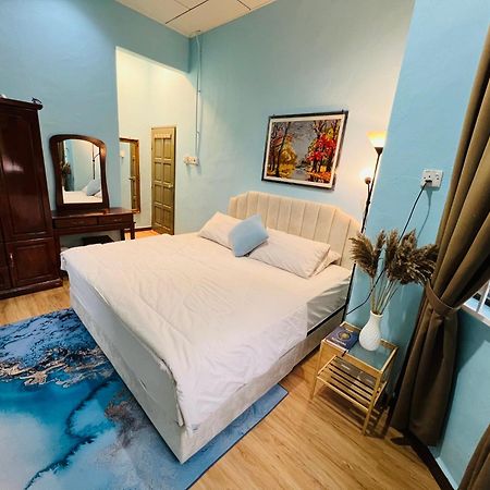 Pulai Field Aa Homestay Kangar Extérieur photo